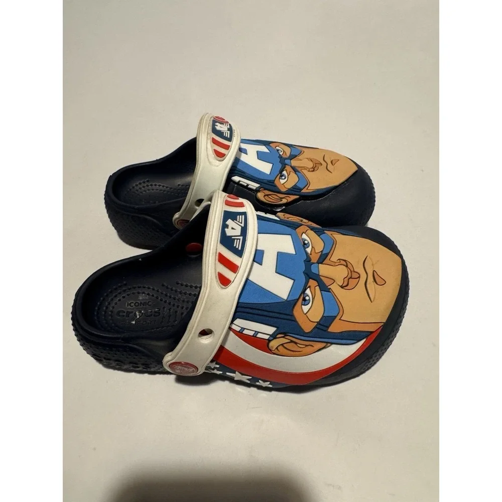 Marvel's Captain America Crocs Kids Size Little Kids C12